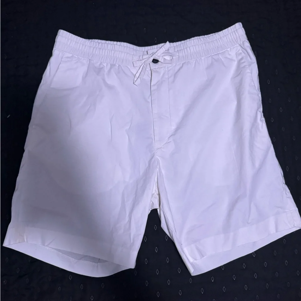 H&M White Drawstring Shorts - Picture 1 of 3